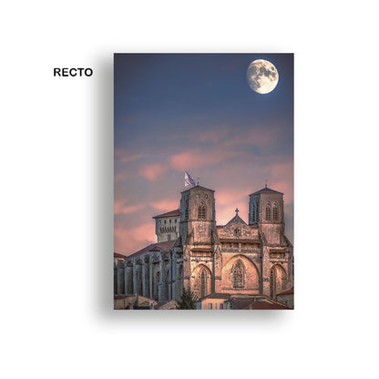 1 Carte postale "La chaise-Dieu sous la lune"  10 x 15 cm